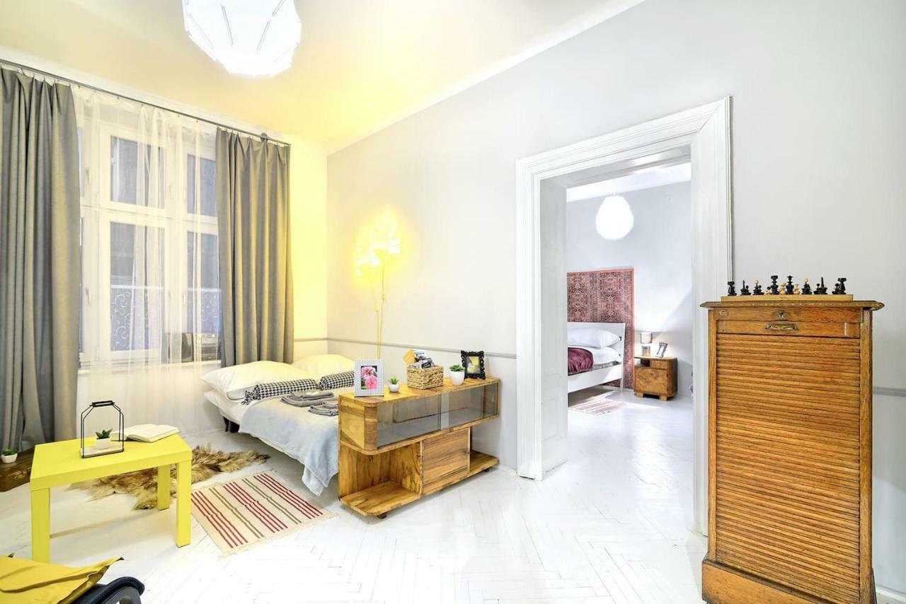 Luxury Retro Apartment, City Center, Wifi Краків Екстер'єр фото